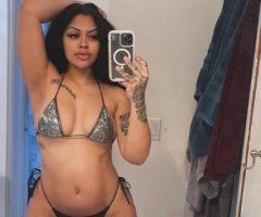 Curvy Delight Ready to Ignite 💋🔥🍑