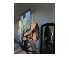 🌺🌺 💚 milking table 💚 🌺 🌀offering cuddle 🥰 sessions🌀 - 3